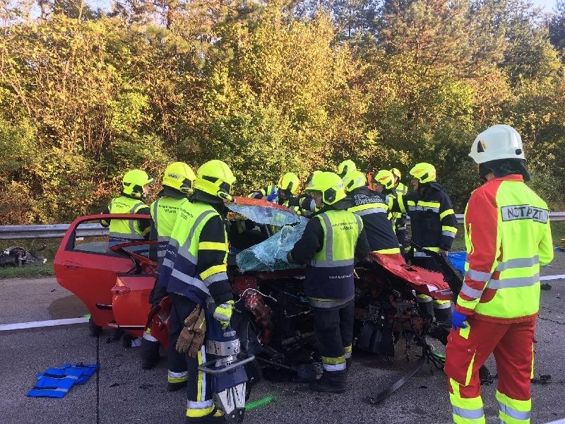 Verkehrsunfall A2 Südautobahn höhe Schütt (Bild 3)